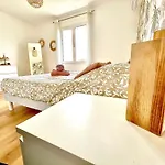 La Landaise Avec Piscine Villa *